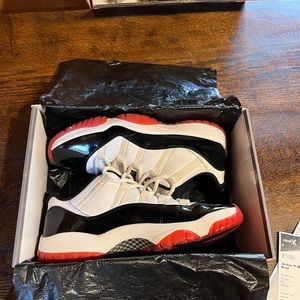 Jordan 11 Retro Low ‘Concord-Bred’
